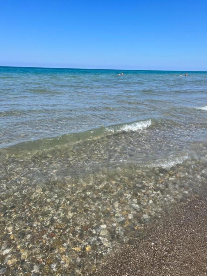 Villa Capri Holiday Home Кампофеличе-ди-Роччелла Экстерьер фото